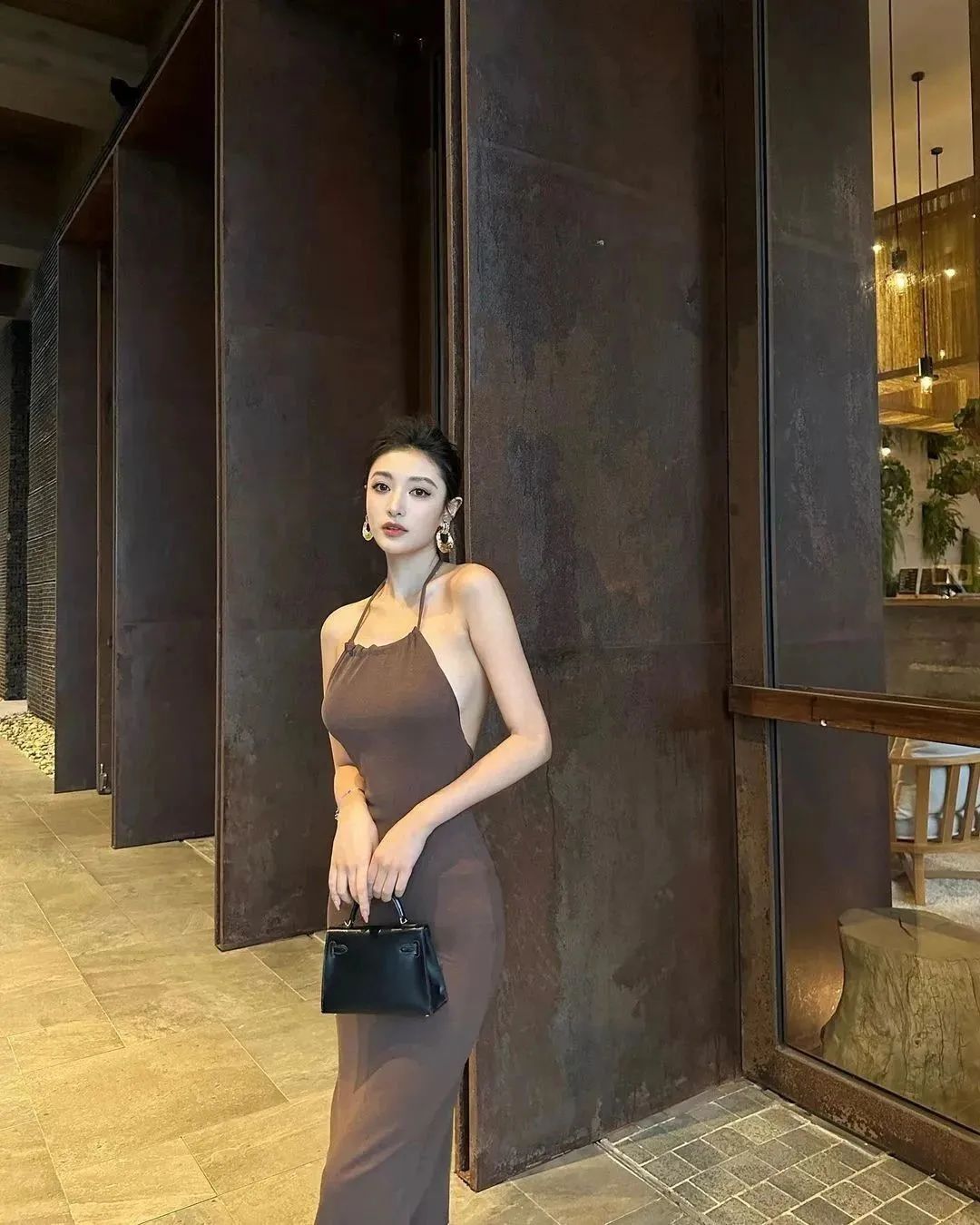 国产网红jhlii，甜美迷人的她，是多少人心目中的完美型女友