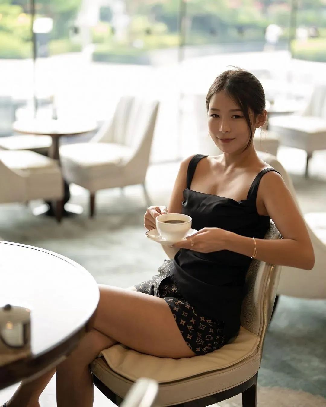 韩国网红becky，甜美迷人的健身女神