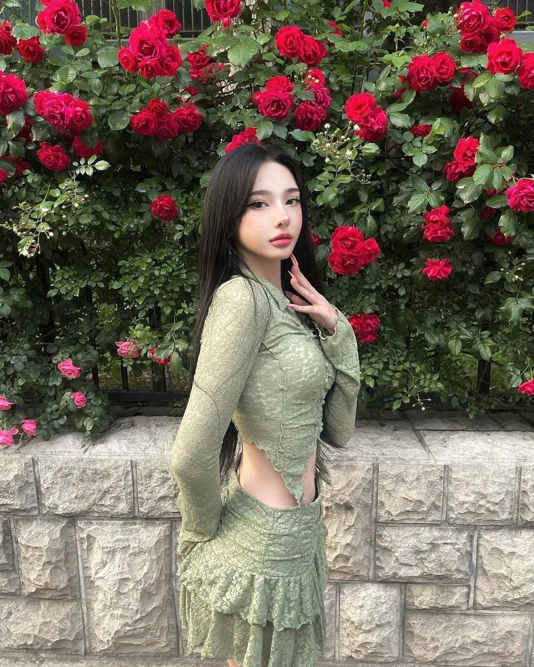 拥有三国混血的韩国网红美女yuna，堪称混血儿女神的天花板