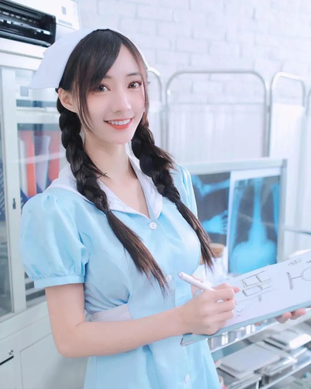 台湾网红胡佳琳，甜美指数超标的颜值女神