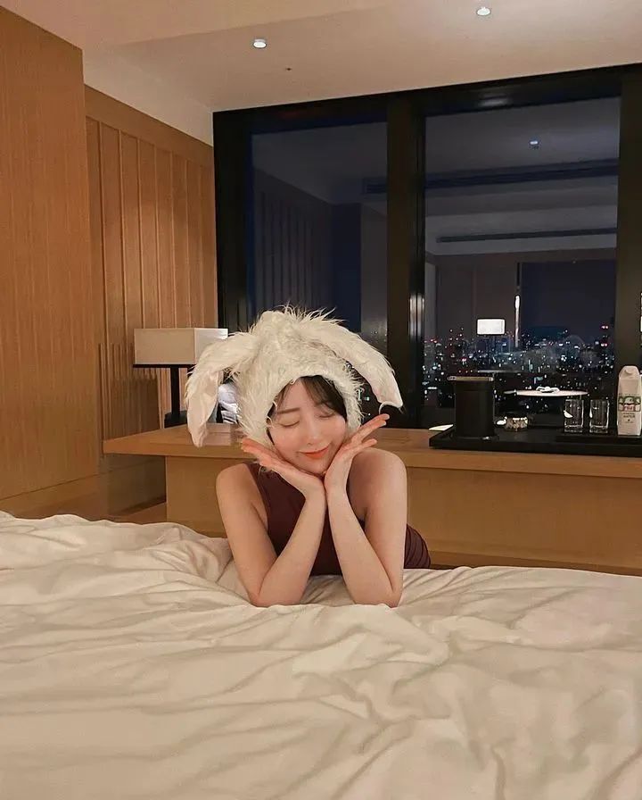 韩国网红 | 气质出众的短发女神
