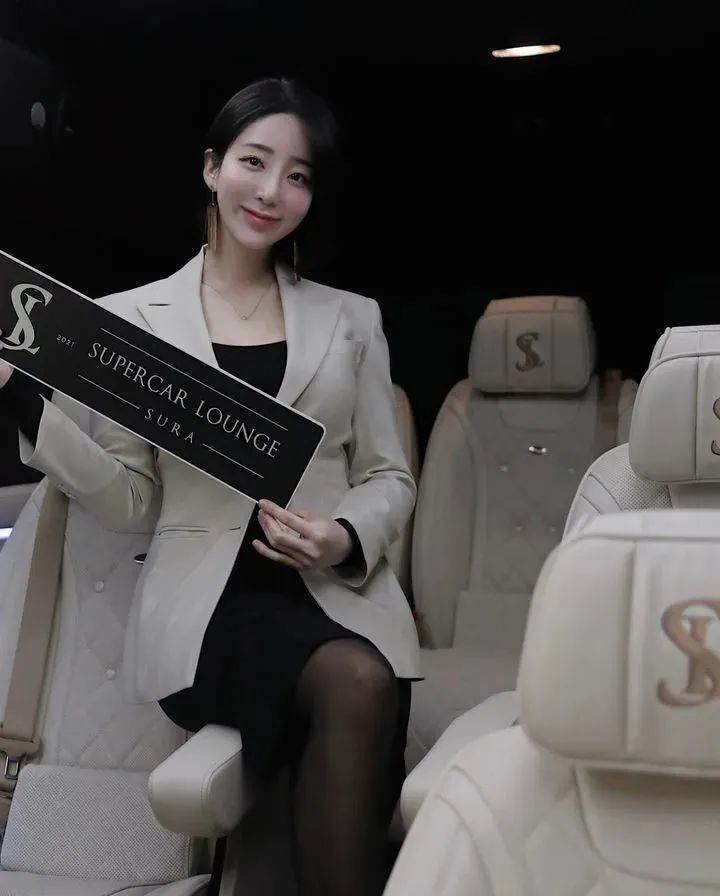 韩国网红 | 气质出众的短发女神