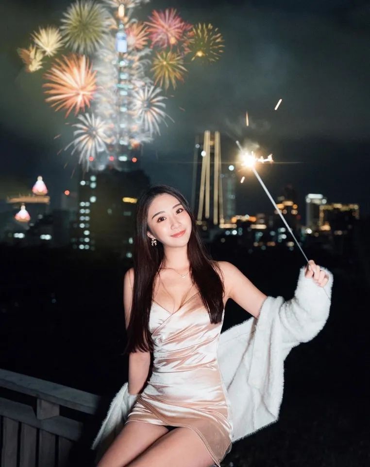 台湾网红 | 林宛璇，甜美又性感的“电豹女神”