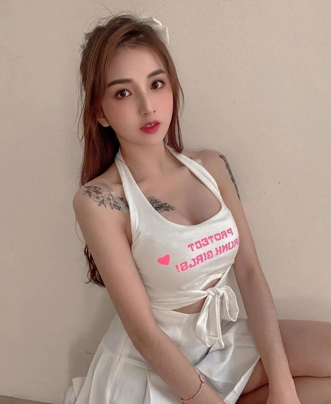 台湾网红 | 葳葳