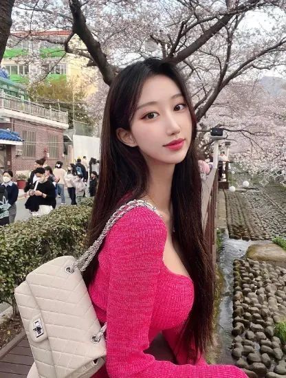 韩国网红 | 甜美又性感的颜值系女神
