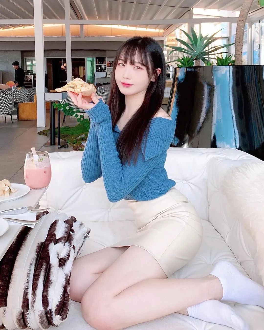 韩国网红 | lovehean，甜美又性感的气质女神