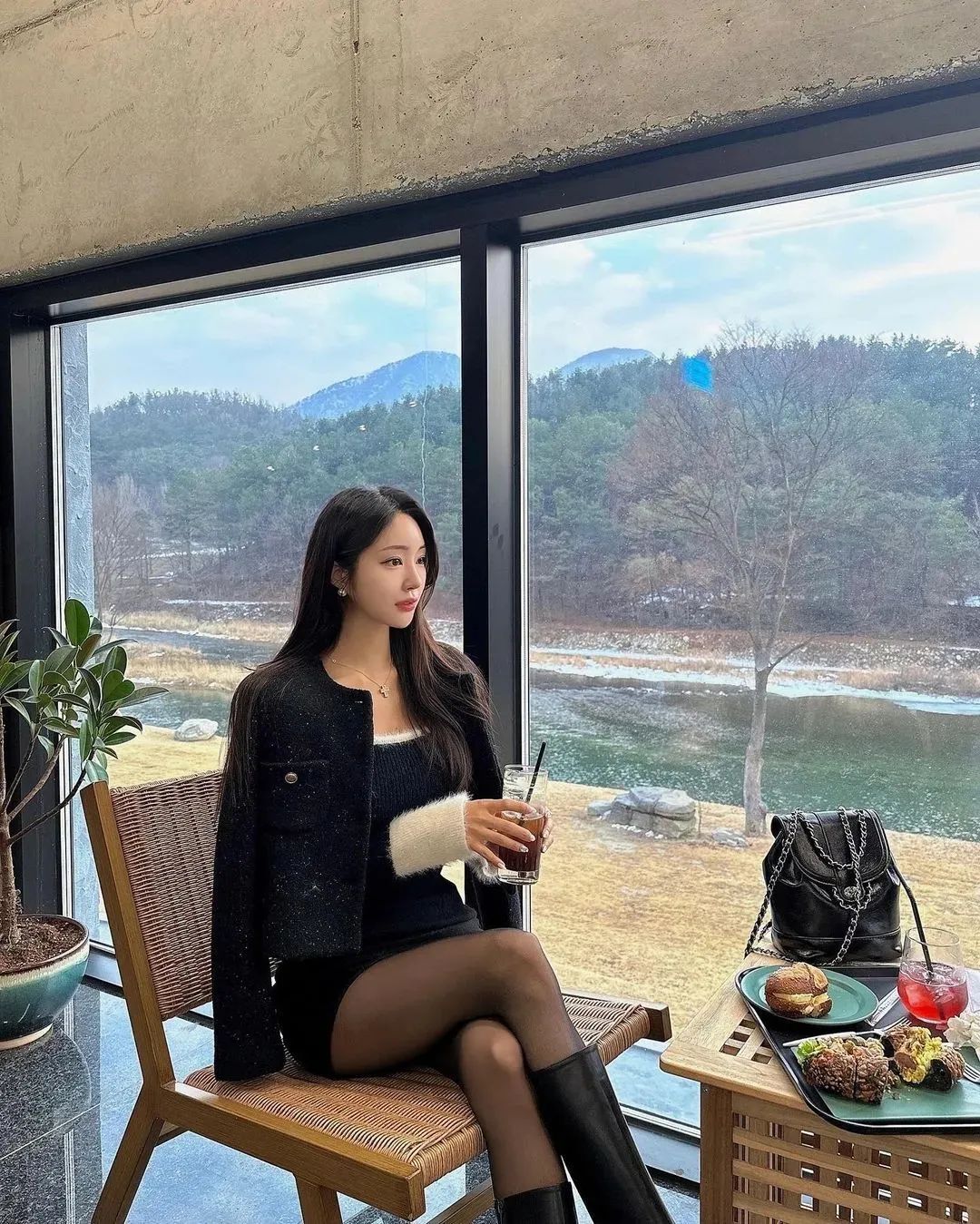 韩国网红 | luavely，甜美又迷人的气质女神
