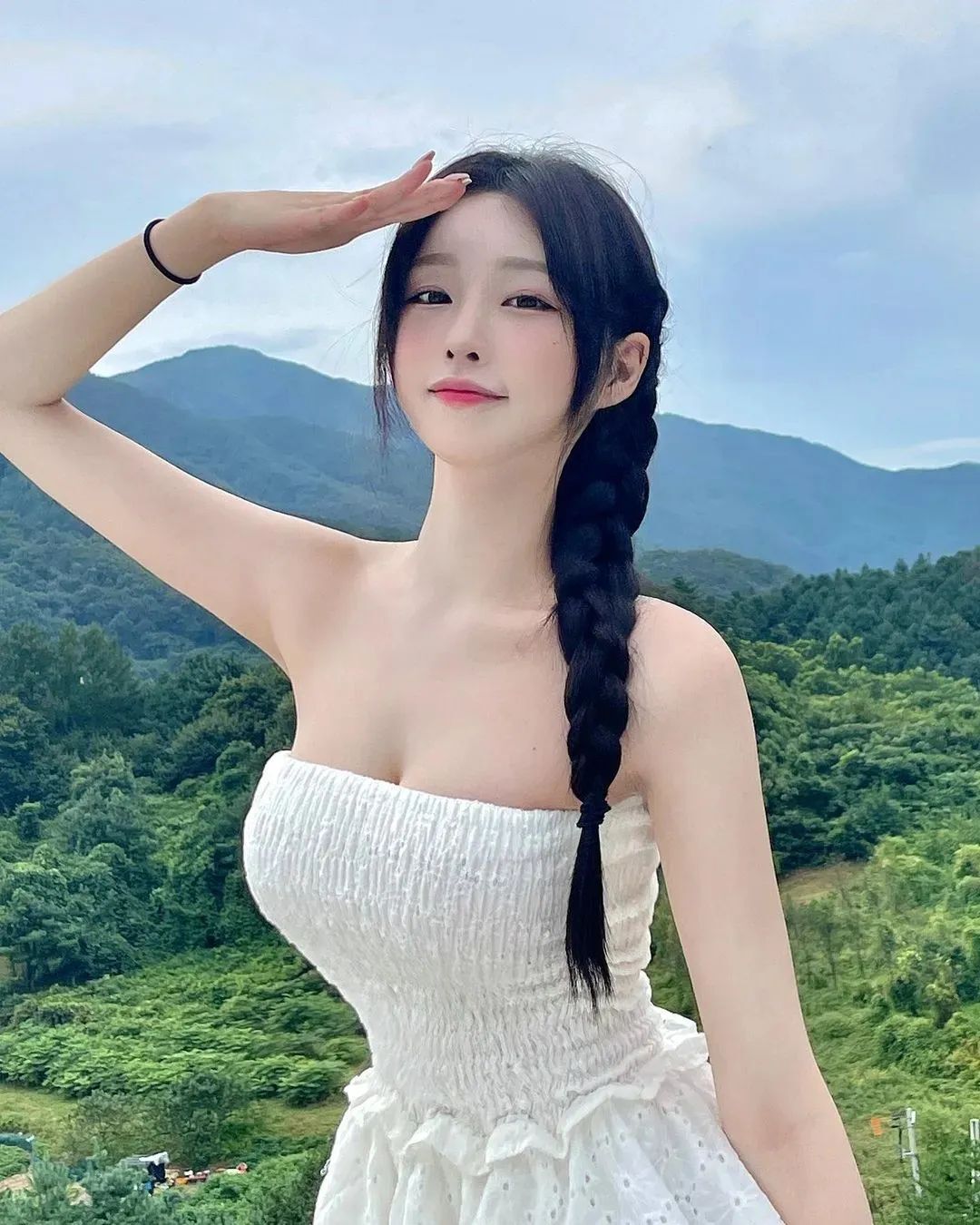 韩国极品模特！又纯又欲，身材炸裂，绝杀你的心！