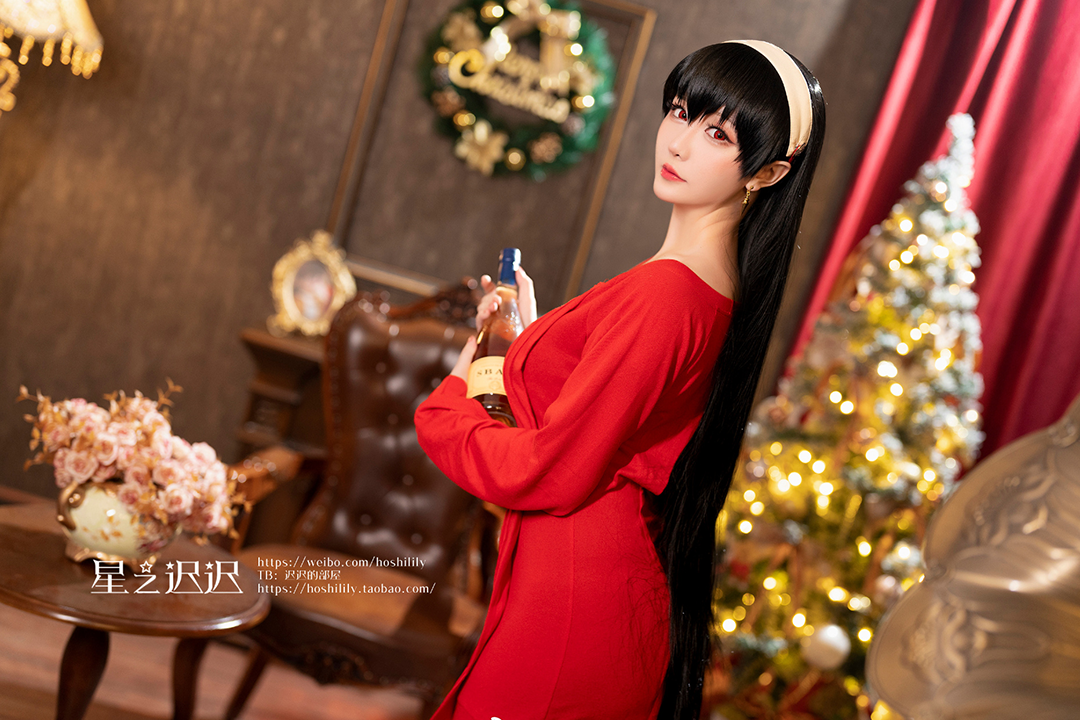 cosplay：【间谍过家家】约尔 圣诞夜