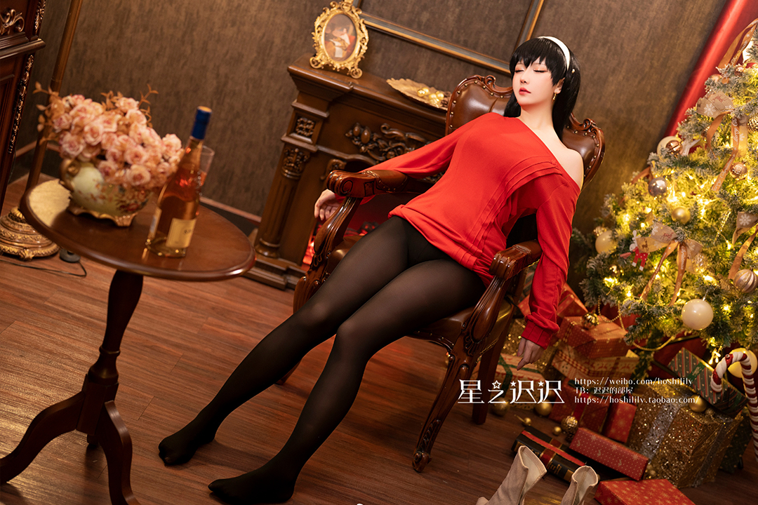 cosplay：【间谍过家家】约尔 圣诞夜