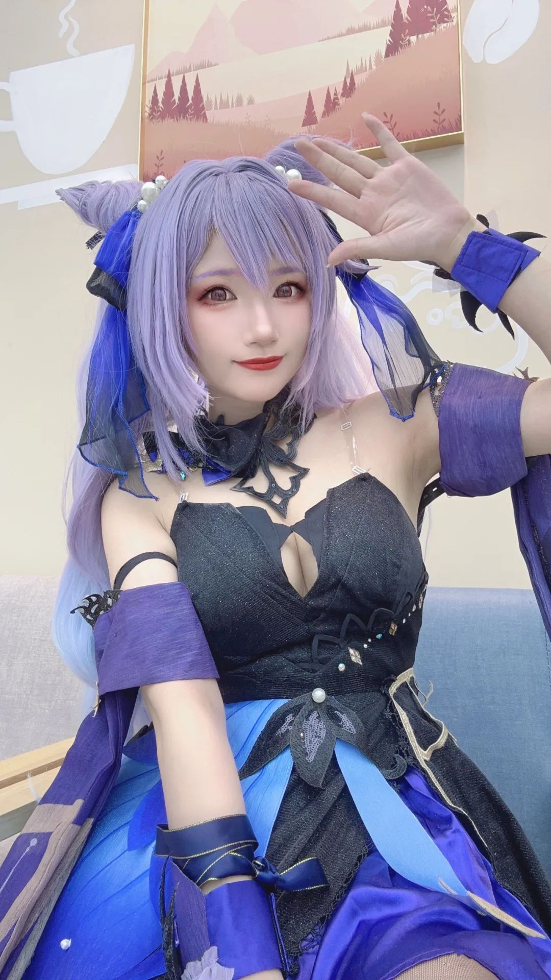 原神cos：泳装八重神子太顶了！雷神两款新服装，青花瓷旗袍甘雨美爆了！