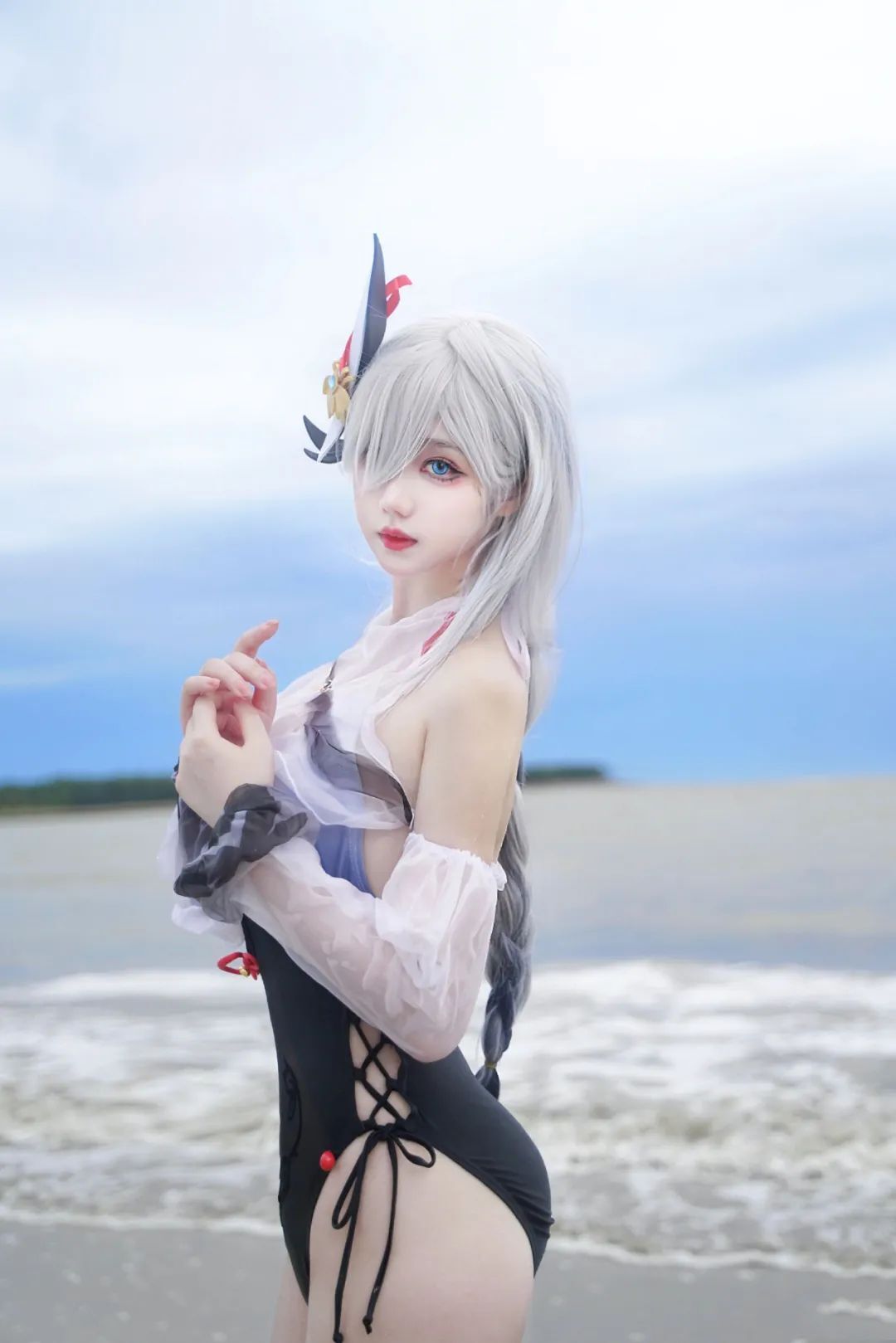 原神cos：申鹤心海夏日泳装太美了！雷神周本boss太顶了！甘雨3套新服装你喜欢吗？