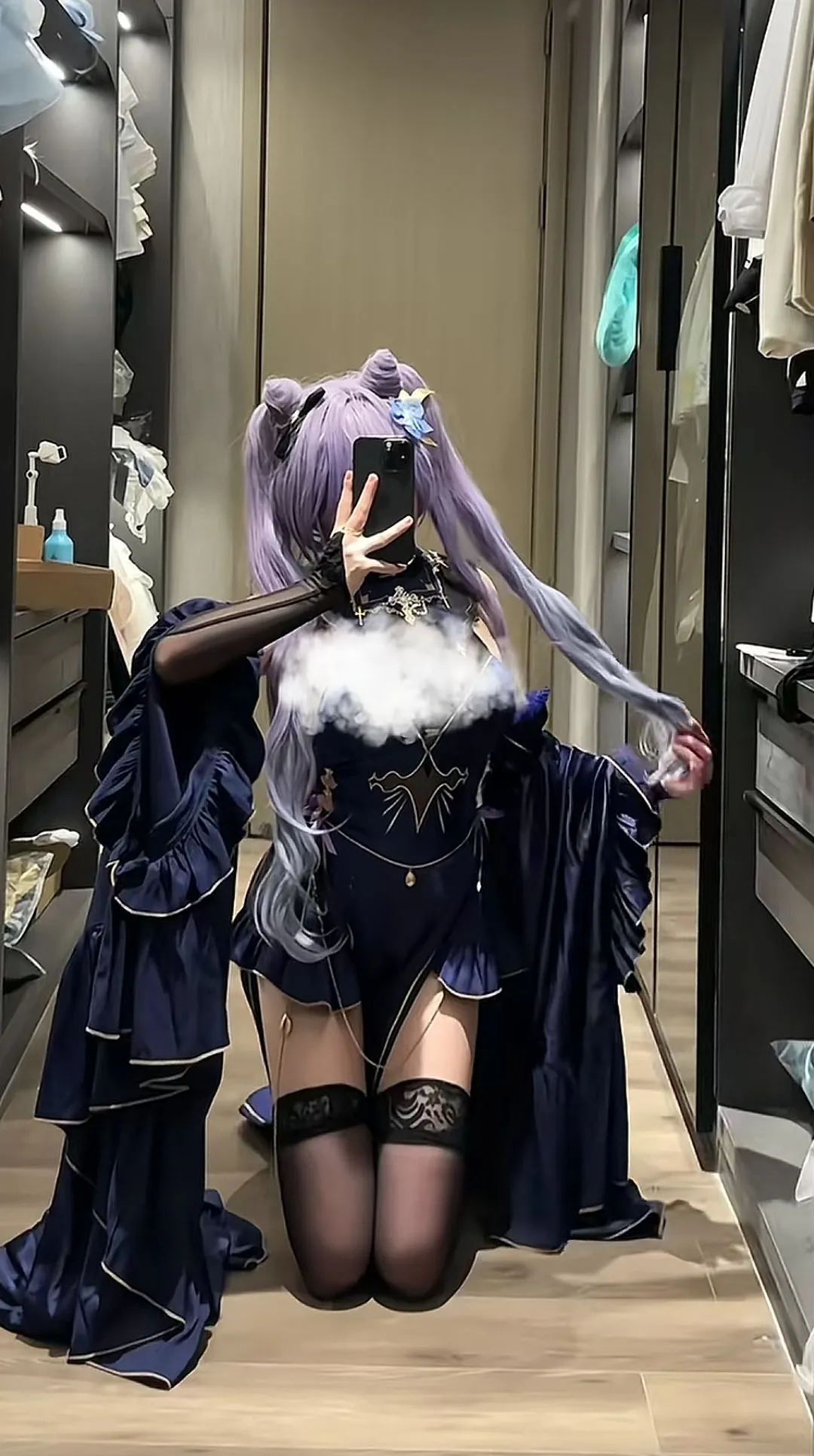 原神cos：黑丝兔女郎甘雨，黑丝旗袍申鹤太顶了！白色制服雷电将军，双马尾旗袍莫娜巨可爱！