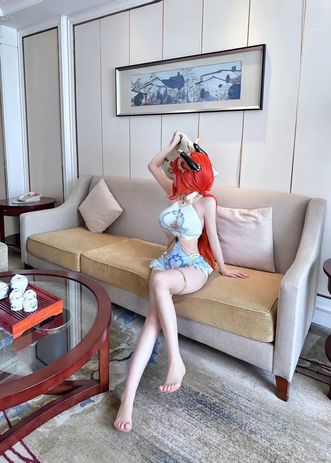 原神cos：泳装草神，护士装刻晴，婚纱神子，包臀裙申鹤，制服雷神让玩家狂喜！