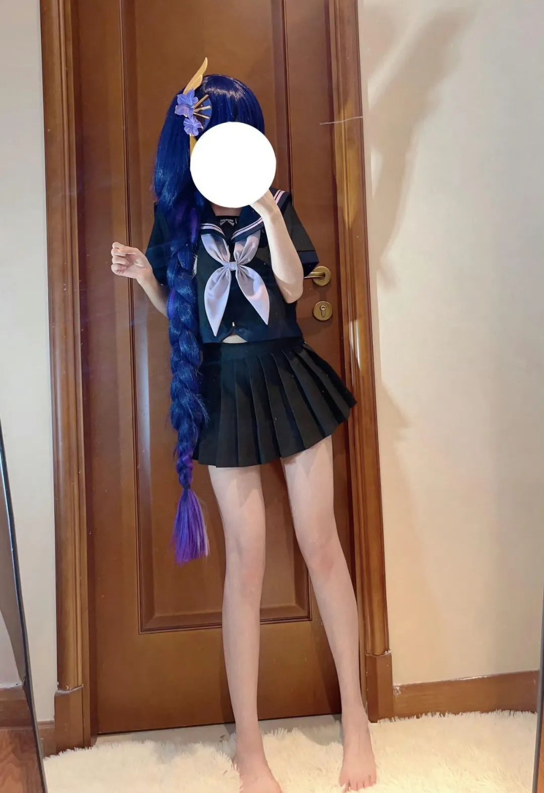 原神cos：水手服JK雷神太美了！白丝花嫁刻晴，小礼服绫华，女仆装甘雨让人狂喜！
