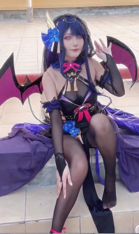 原神cos：泳装神子太美了！制服雷神，香菱变大了，白丝刻晴，女仆久岐忍让人狂喜！