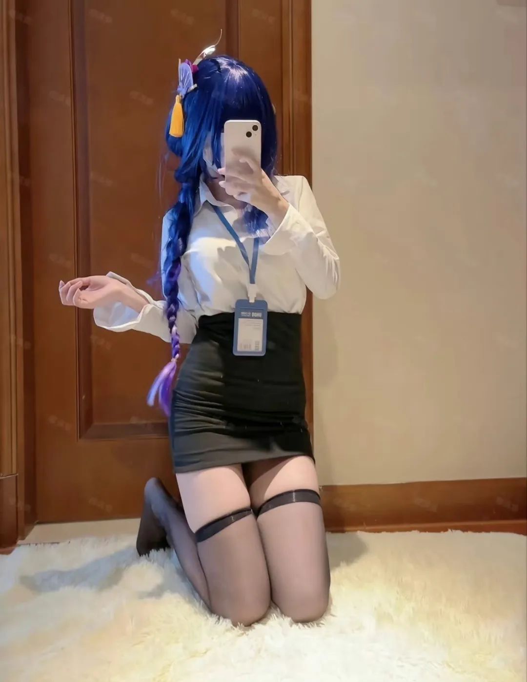 原神cos：黑丝+双马尾，女仆刻晴太美了！泳装绫华，制服OL雷神，女仆甘雨让人狂喜！