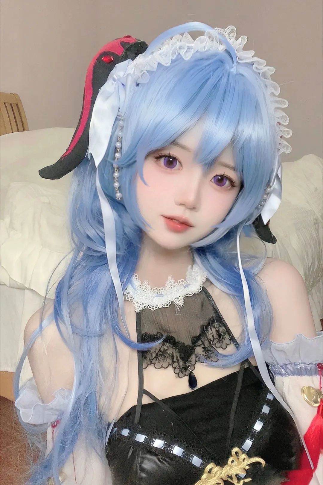 原神cos：汉服甘雨真是美爆了！绫华大小姐连衣裙真是绝美！黑丝菲谢尔，白月光归终我爱了！