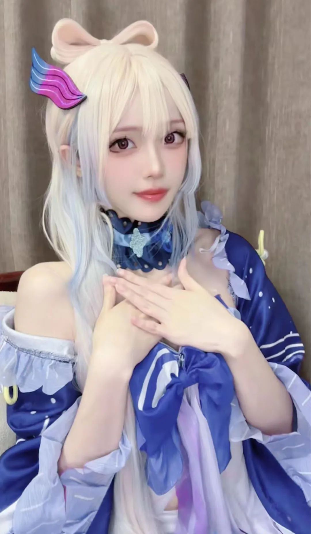 原神cos：女仆胡桃，黑色连衣裙优菈，双马尾女仆莫娜让人狂喜！公主裙心海太甜美了！
