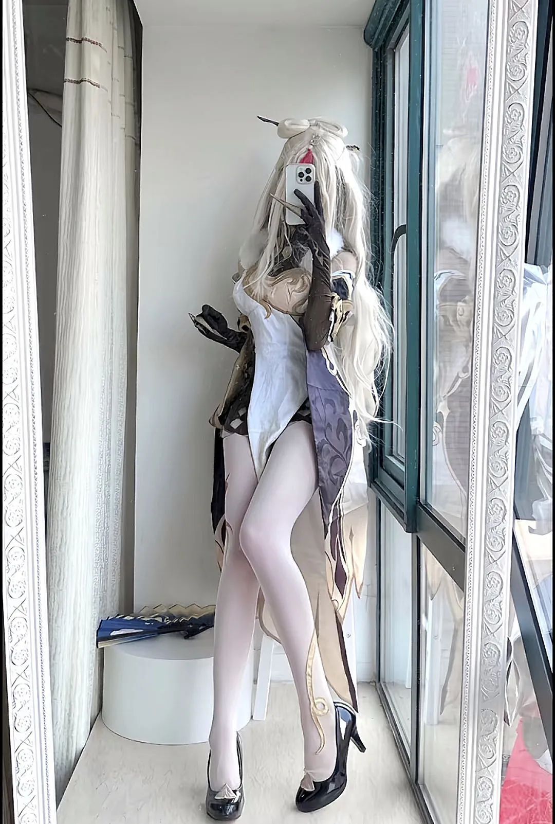 原神顶级cos：白丝小恶魔刻晴可爱爆了！女仆绫华乖巧可爱！裸足归终让人狂喜！