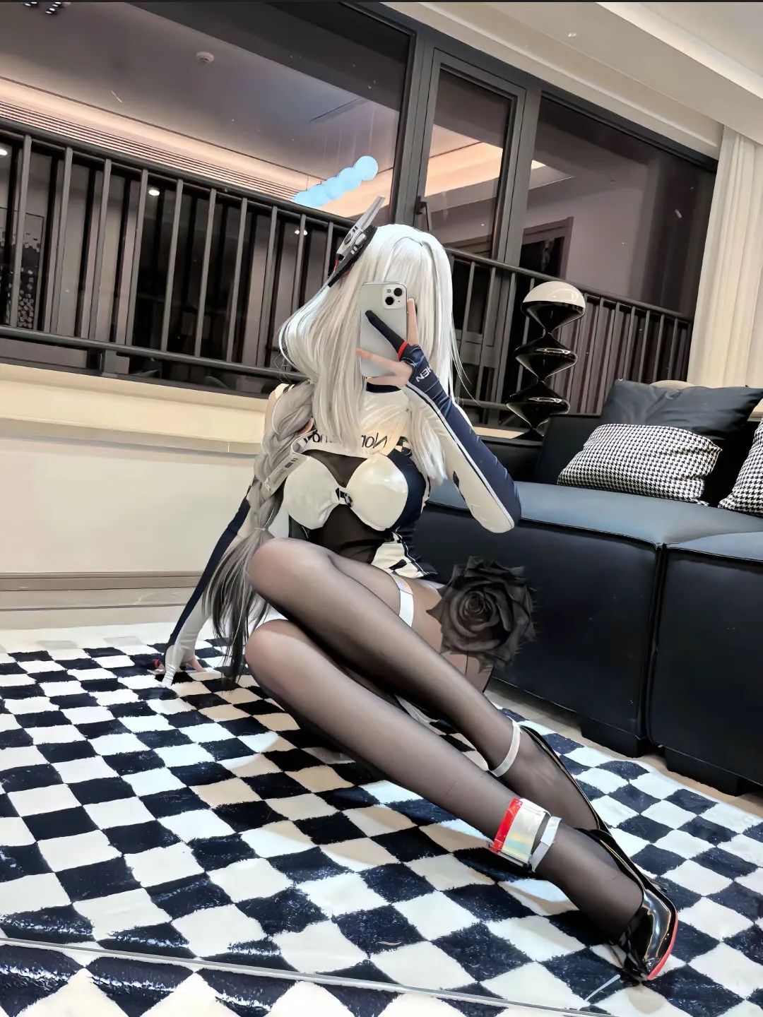 原神cos：黑丝+制服，雷神太御了！黑丝旗袍申鹤，白丝女仆雷神，婚纱刻晴，兔女郎心海谁能不爱？
