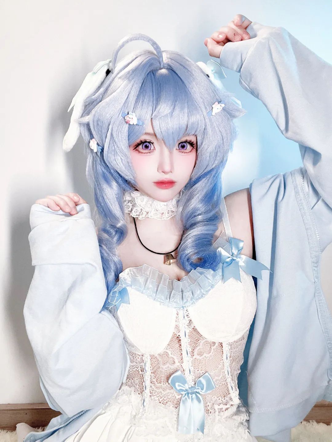 原神cos：白丝+制服，刻晴超可爱！旗袍甘雨秀出好身材！黑色纱裙神子太漂亮了！女仆申鹤真的好温柔！