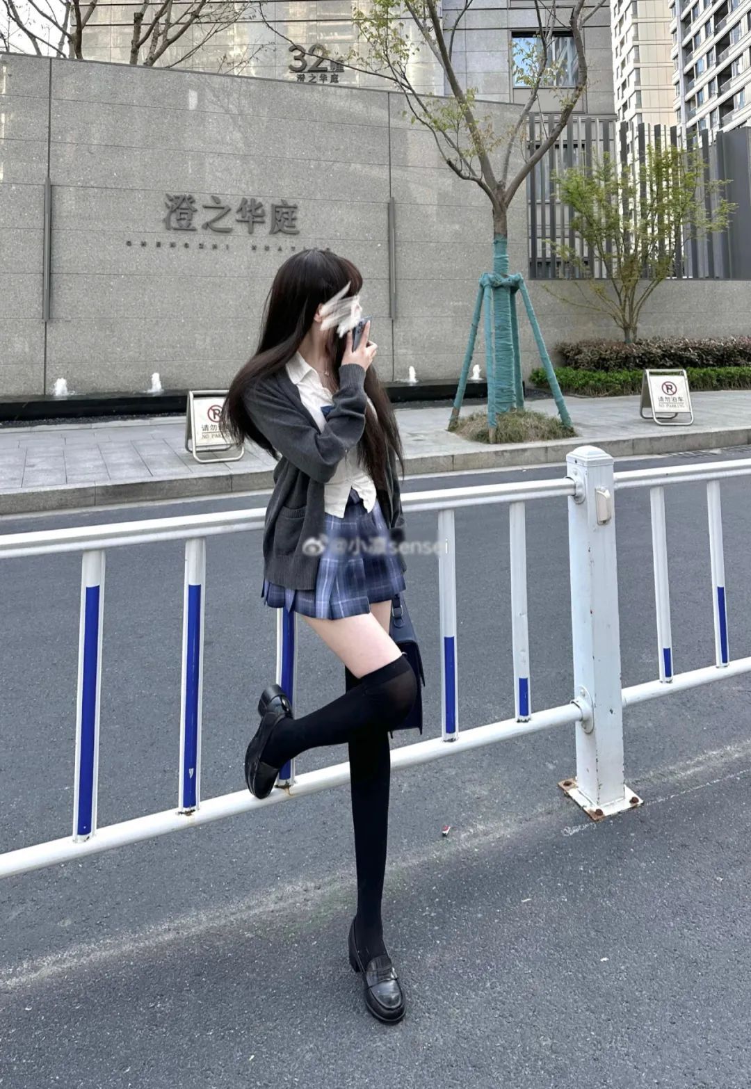 原神cos：黑丝+皮裤，兔女郎甘雨太乖了！黑丝制服雷神！双马尾女仆莫娜我爱了！车模申鹤太顶级了！
