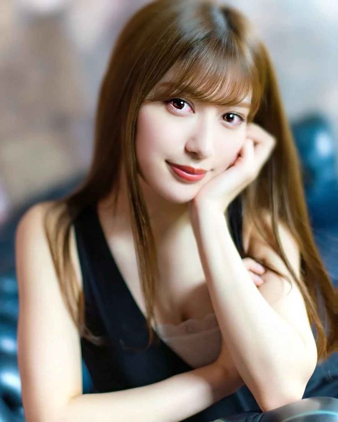 雪平莉左写真及INS图片集，日本模特赛车皇后