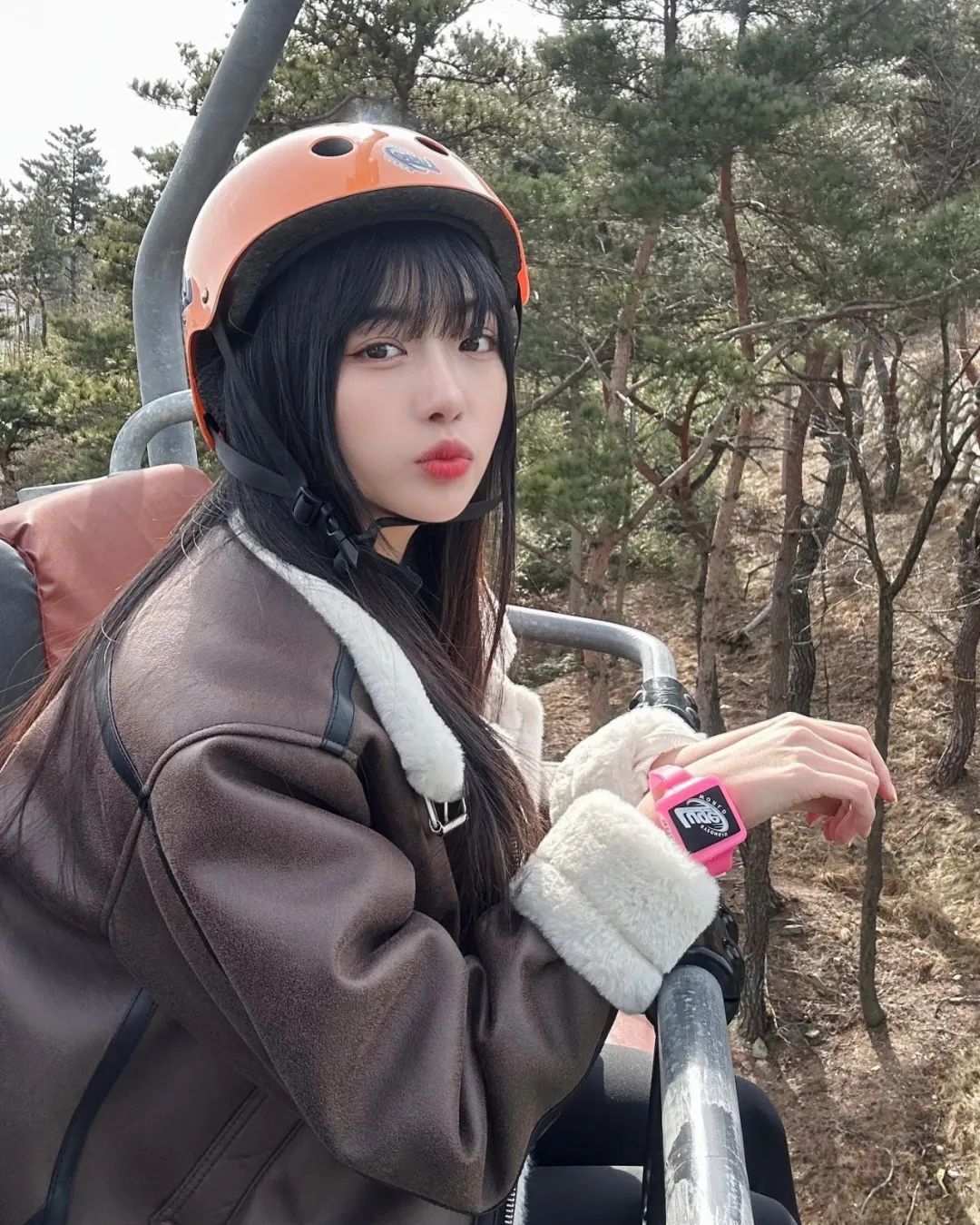 INS美女 | 韩国网红模特홍민하，冷欲风好身材正妹