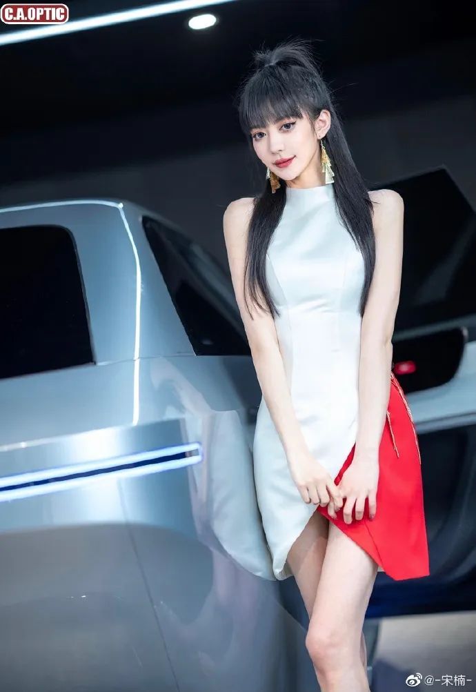 最美“车模”宋楠小姐姐，车模界颜值天花板