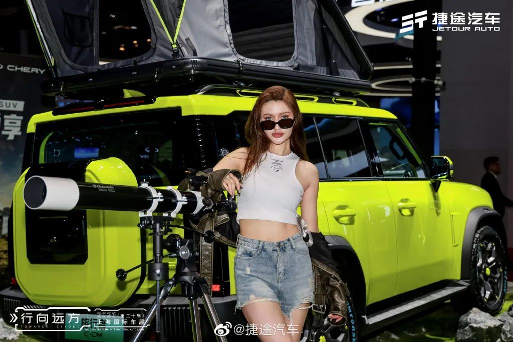 上海车展车模大赏，比亚迪的国风小姐姐太可爱了