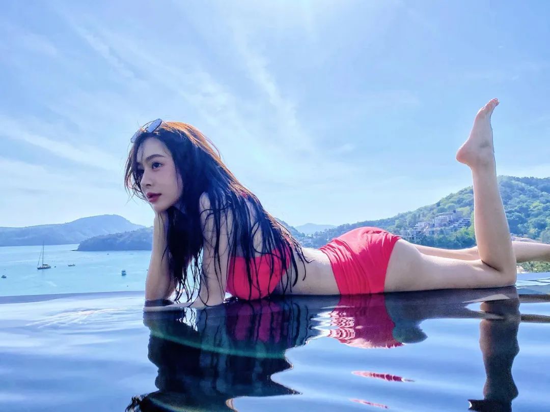 台湾时尚模特，太会穿了……美得不要不要的