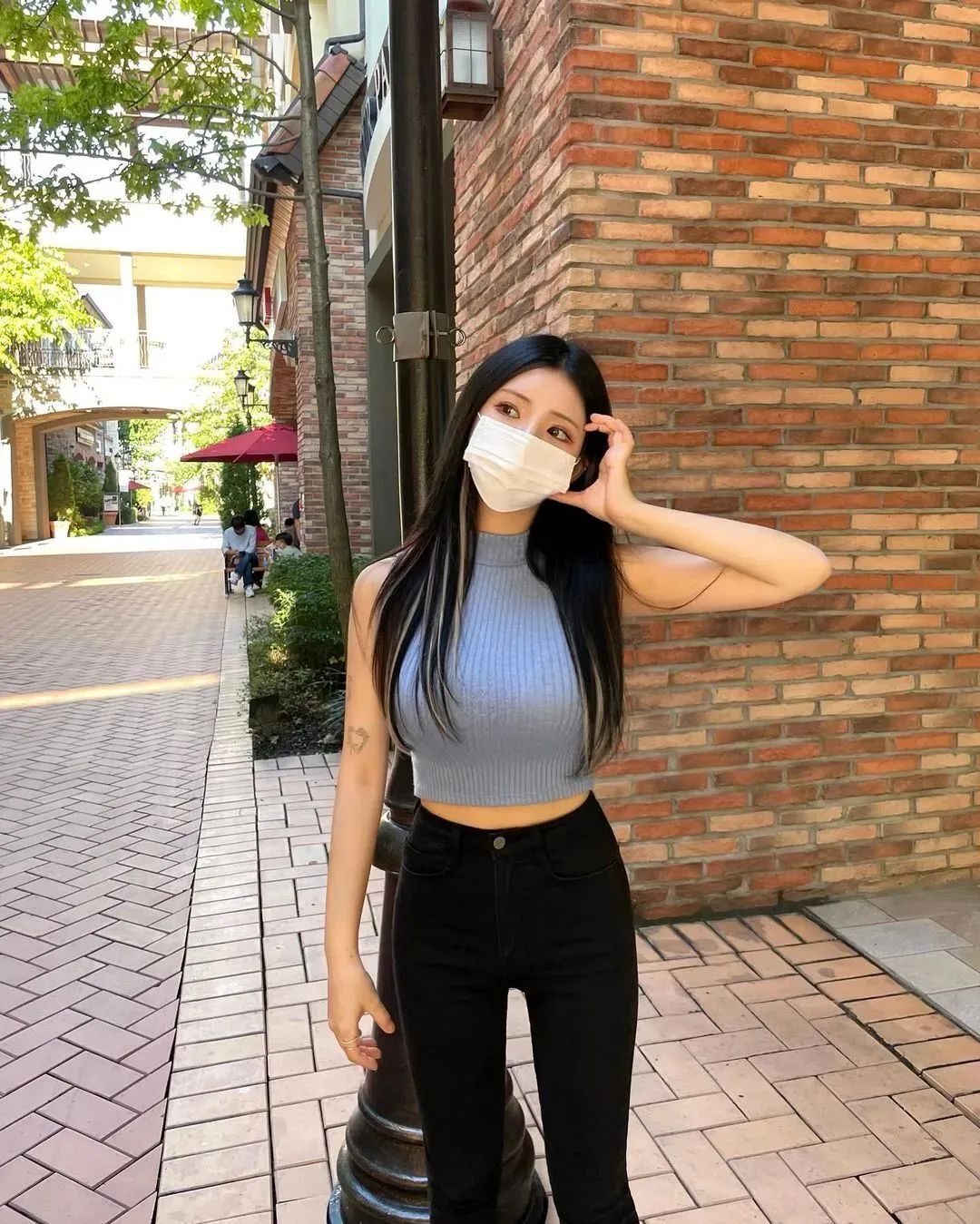 [仙女集]有美一人，灿如春华，皎如秋月