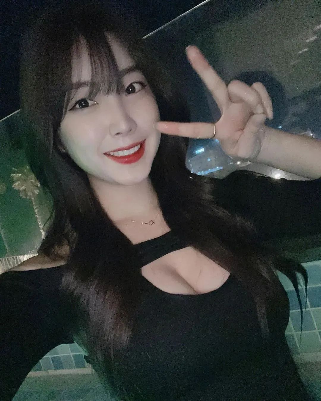 [仙女集]韩国有佳人，袅娜少女羞，岁月无忧愁