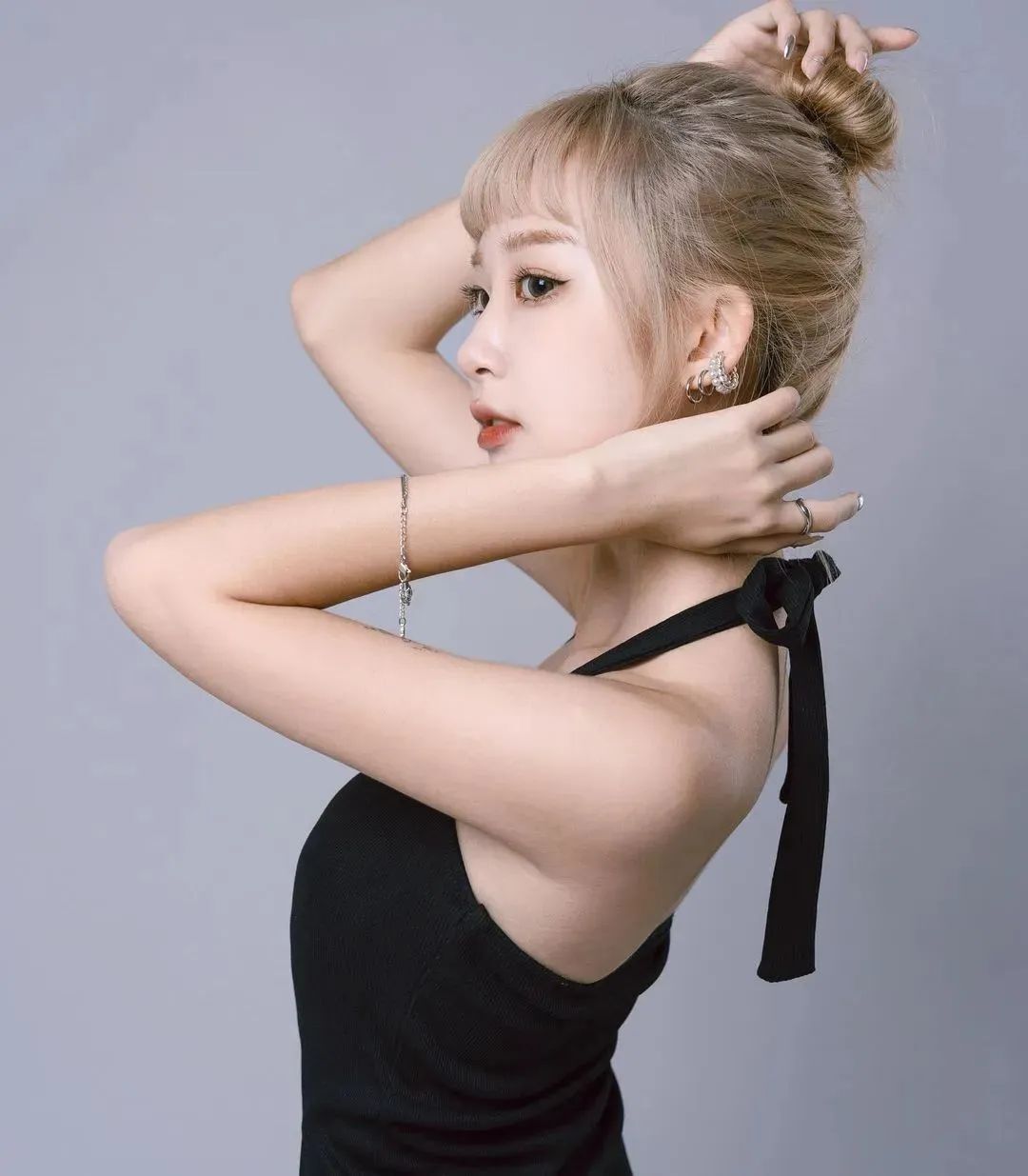 [仙女集]有美一人，婉如清扬