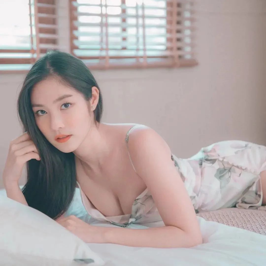 [仙女集]俏丽若三春之桃，娇艳似四月牡丹
