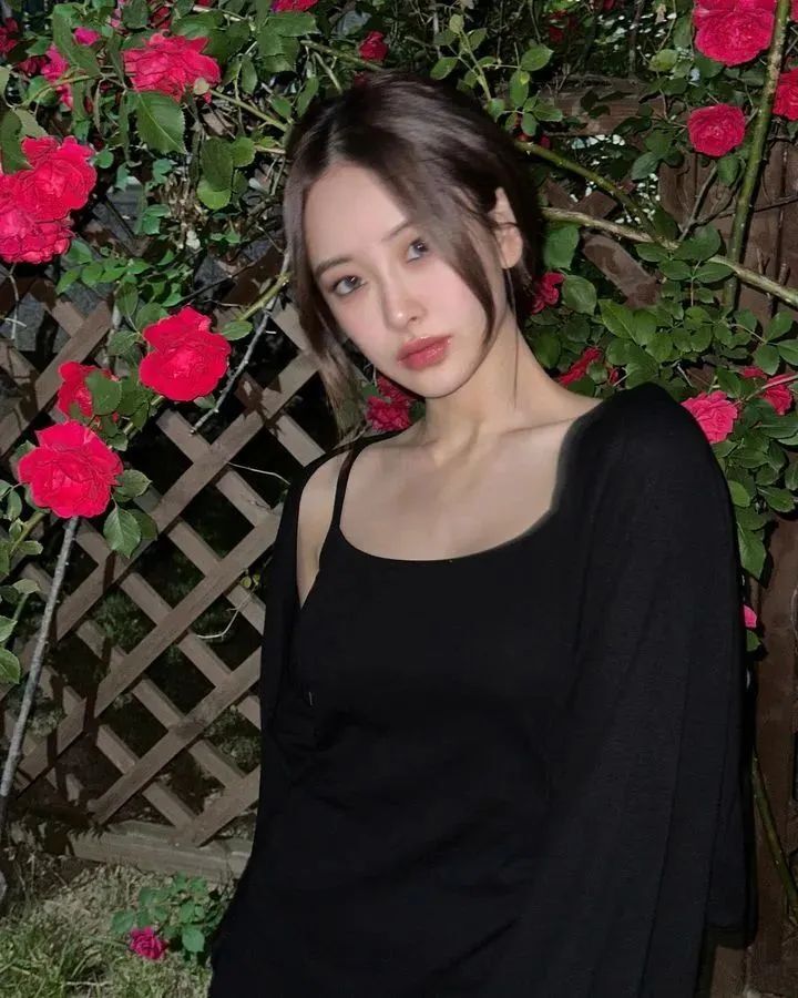 [仙女集]姑娘肌肤真似雪，粉滴才圆未破瓜