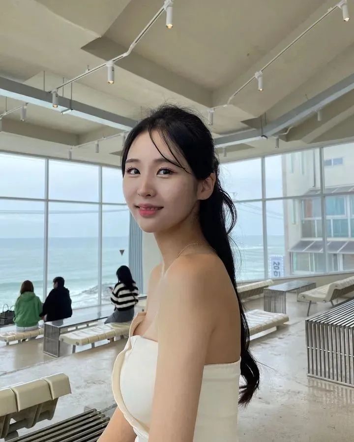 [仙女集]前凸后翘，这身材也太绝了！