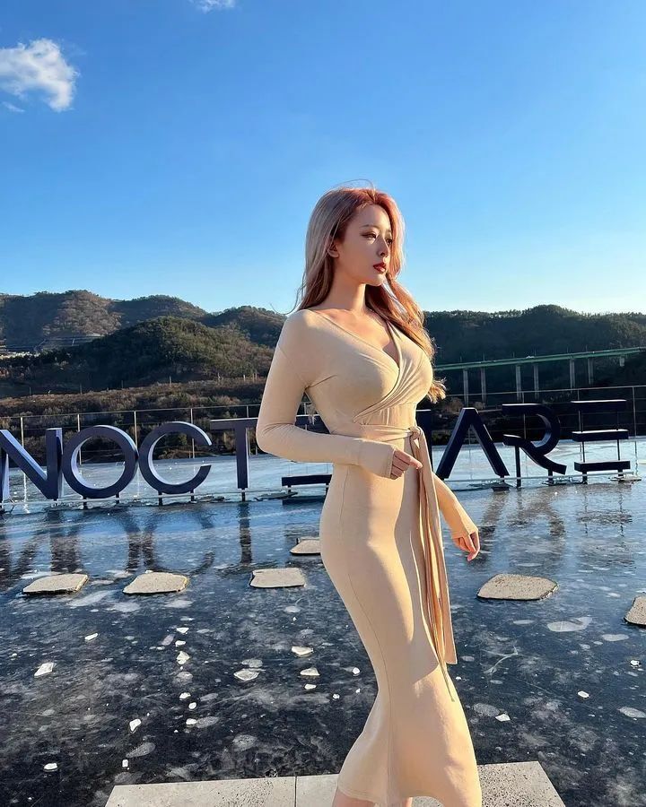 [仙女集]哪国美女，皮肤娇嫩，体态如此丰腴