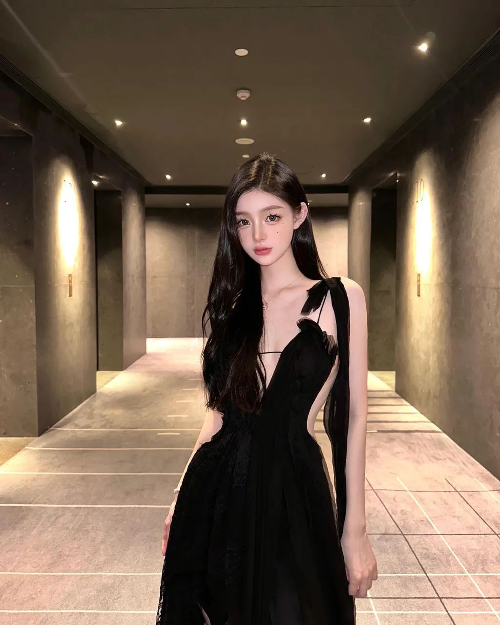 优雅大方气质美女写真
