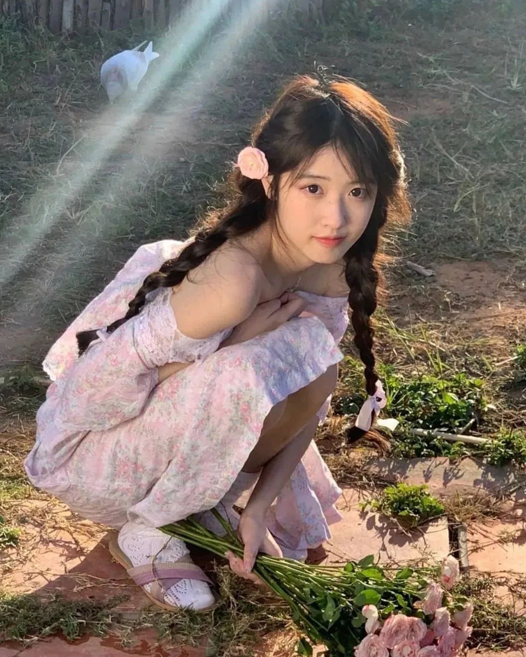 佘颖欣，网红界美女的颜值“天花板”