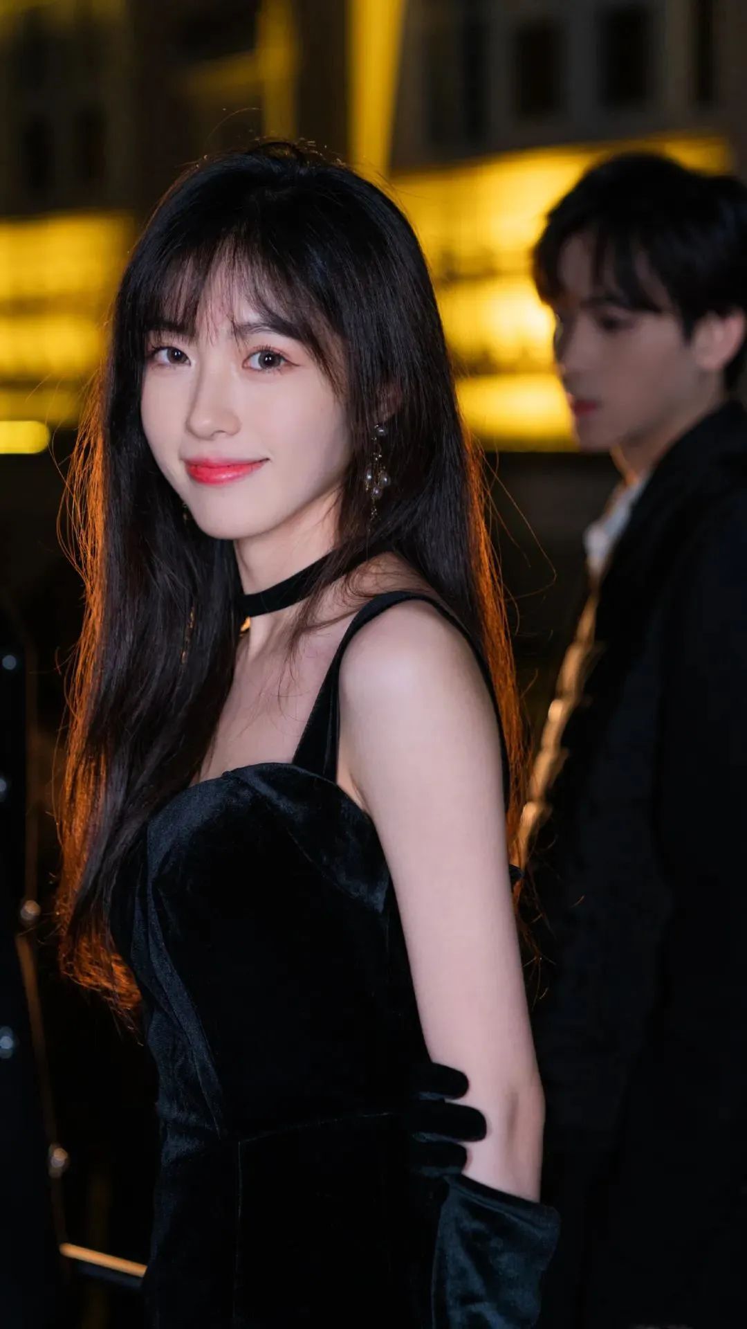 美女壁纸丨乔本小月，继佘颖欣之后，又一位“纯欲天花板”级别的网红美女