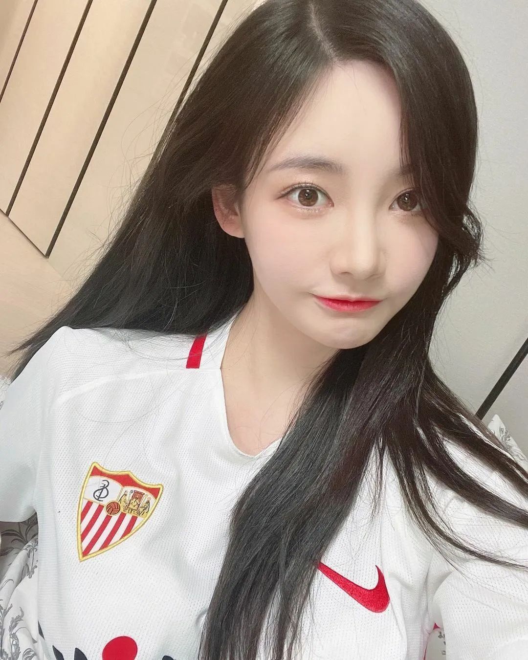 郭敏善，又甜又养眼的韩国最美电竞女主播