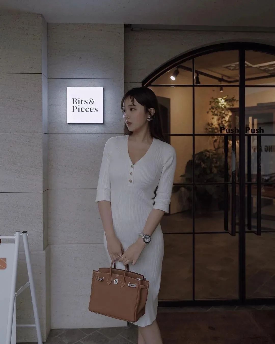 台湾网红Doris，明艳动人的美女模特