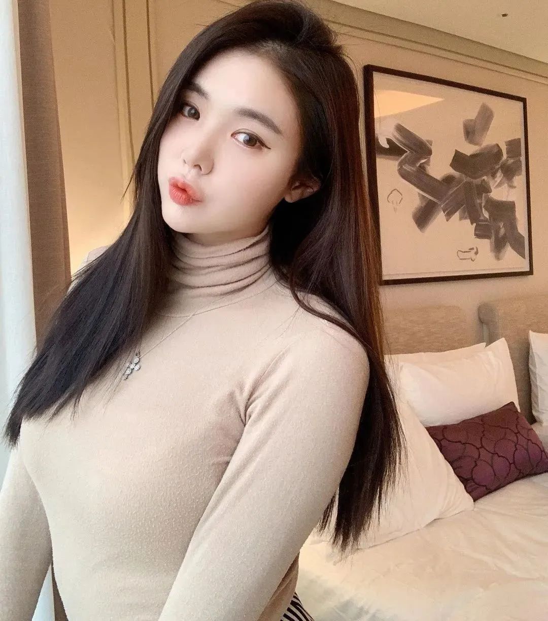 金瑞夏，甜美迷人的御姐范女神