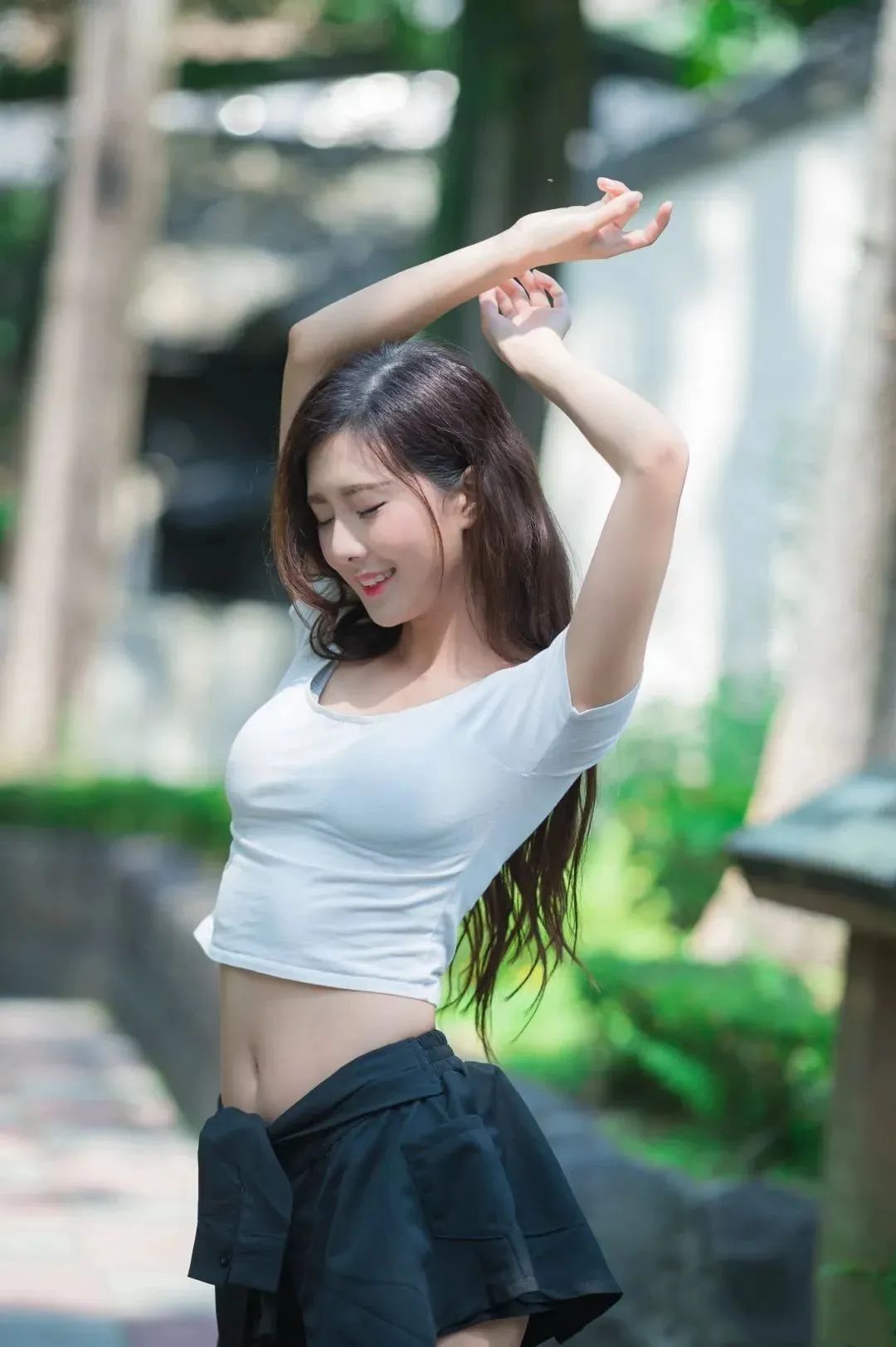 台湾艺术大学校花陈郁晴，甜美可人的气质女神