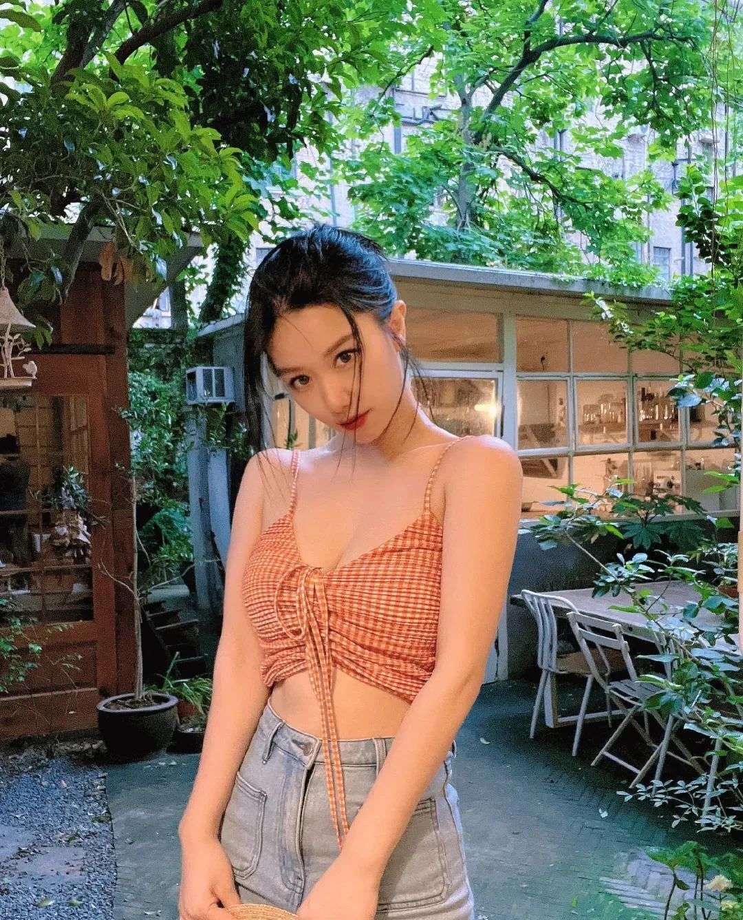 国产网红李如儒，百变造型切换自如的港风女神