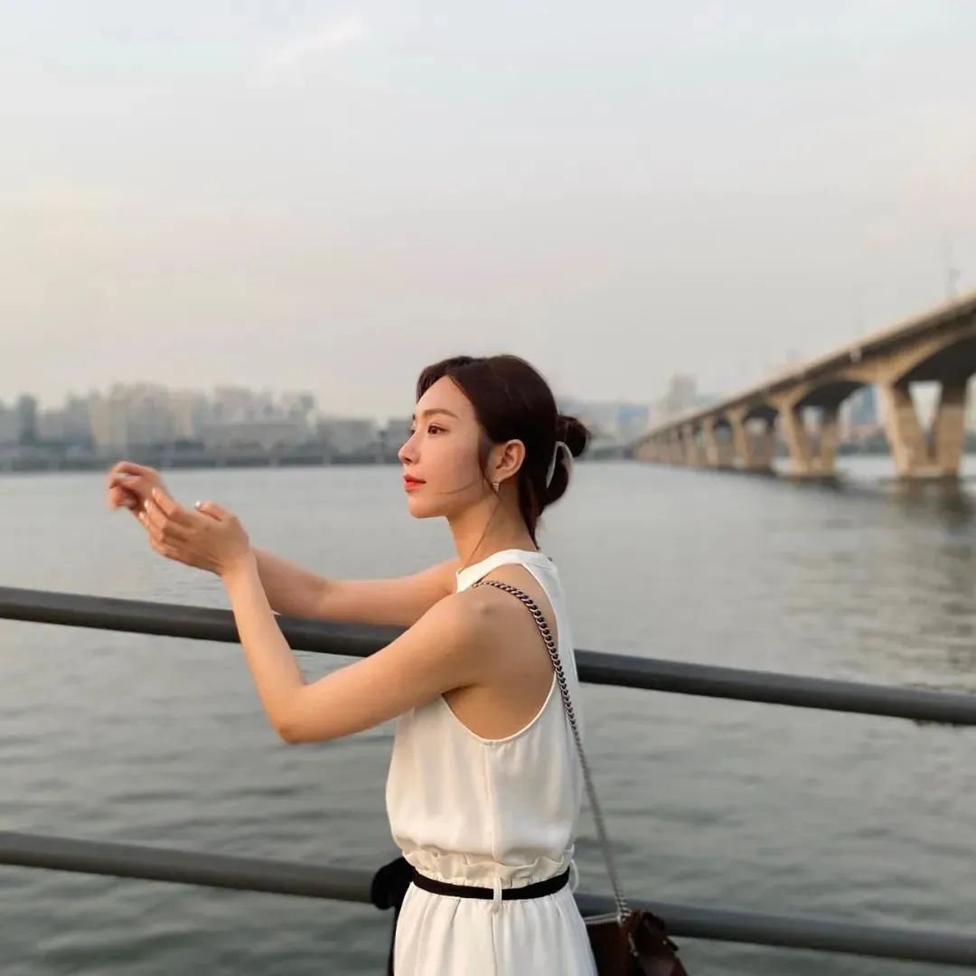 韩国网红金秀娜，颜值出众的韩国小姐选美冠军