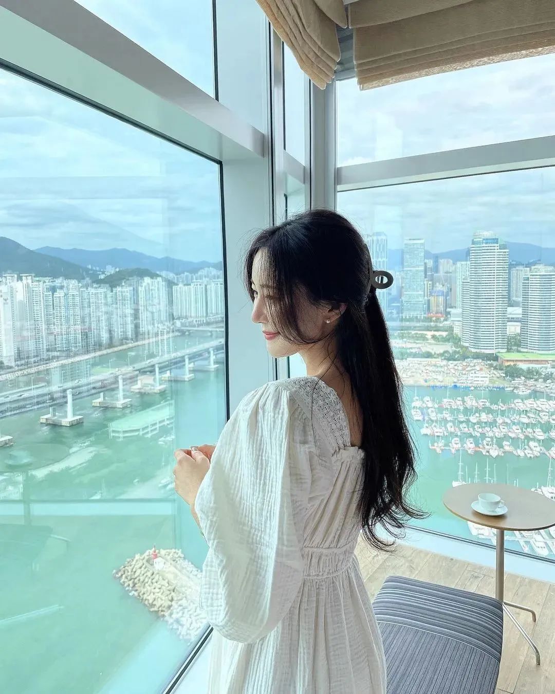 韩国网红lecomme，甜美性感的美妆博主
