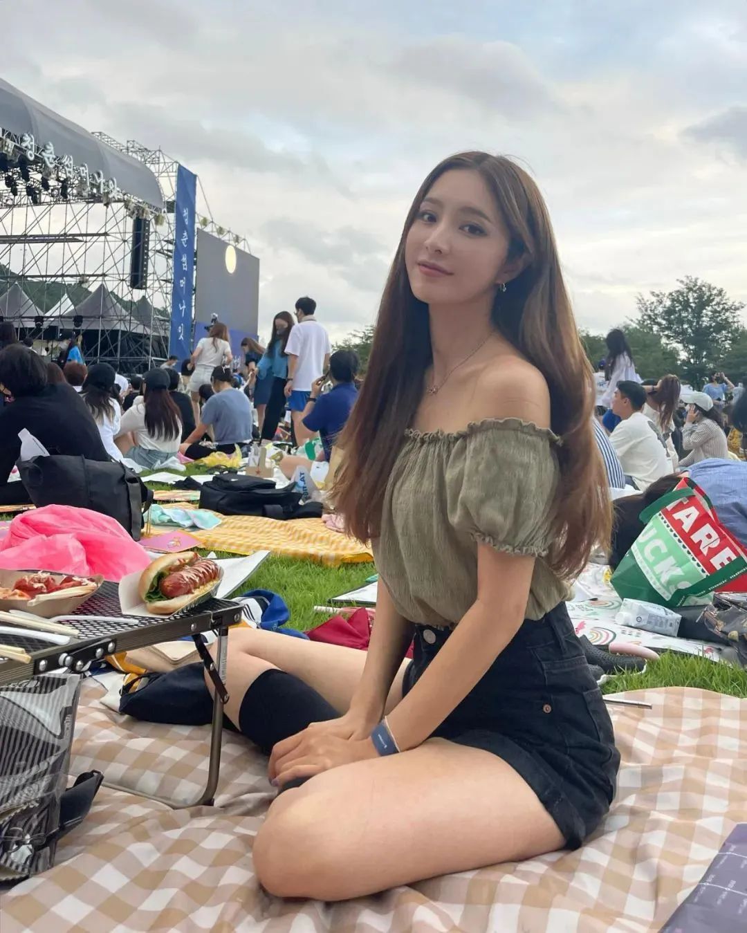 韩国网红2ppi，甜美又性感的美妆博主